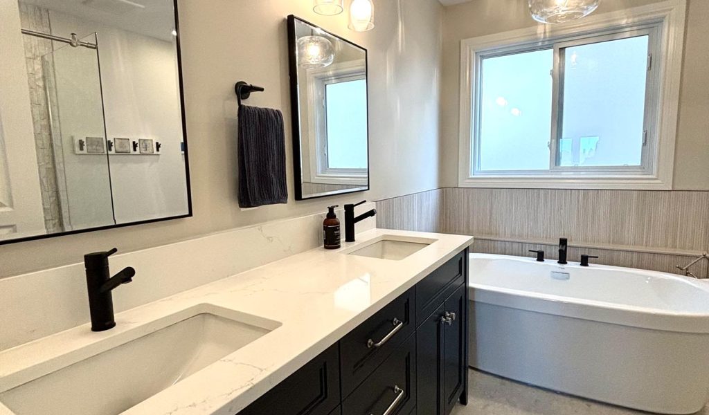 6_bathroom_gateway_homes_2025